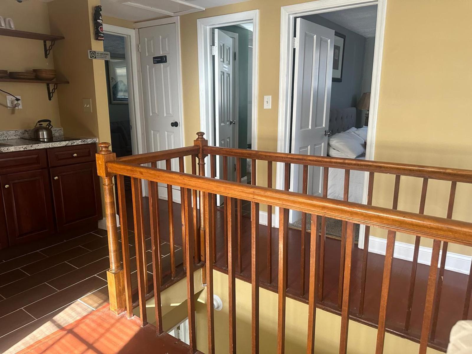 Unit-a Gorgeous Private Near Metro Train Station And Washington Dc Apartment
